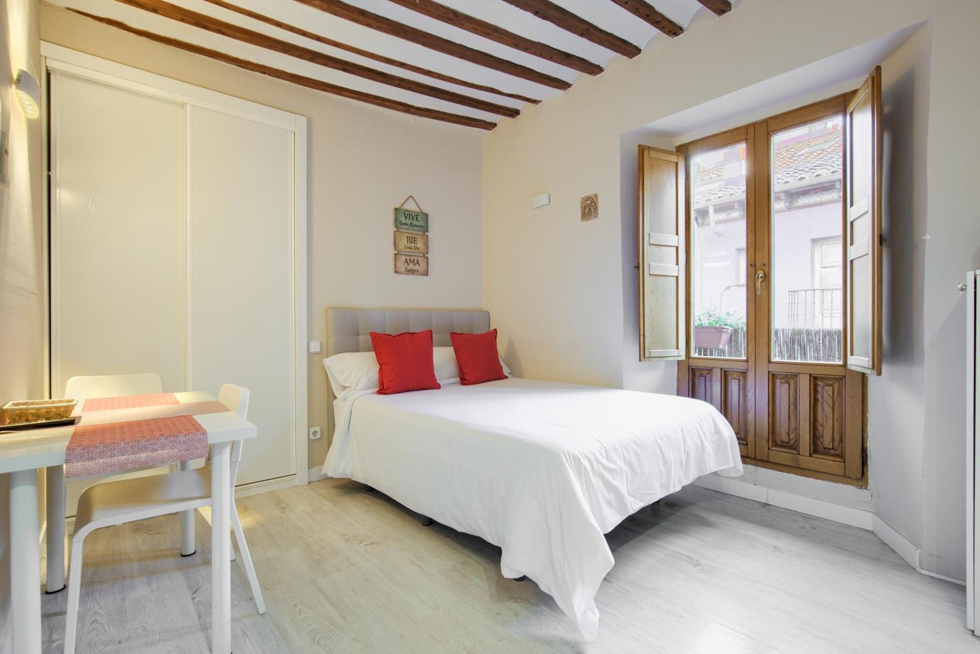 אלקאלה דה הנארס Apartamentos Ryc מראה חיצוני תמונה