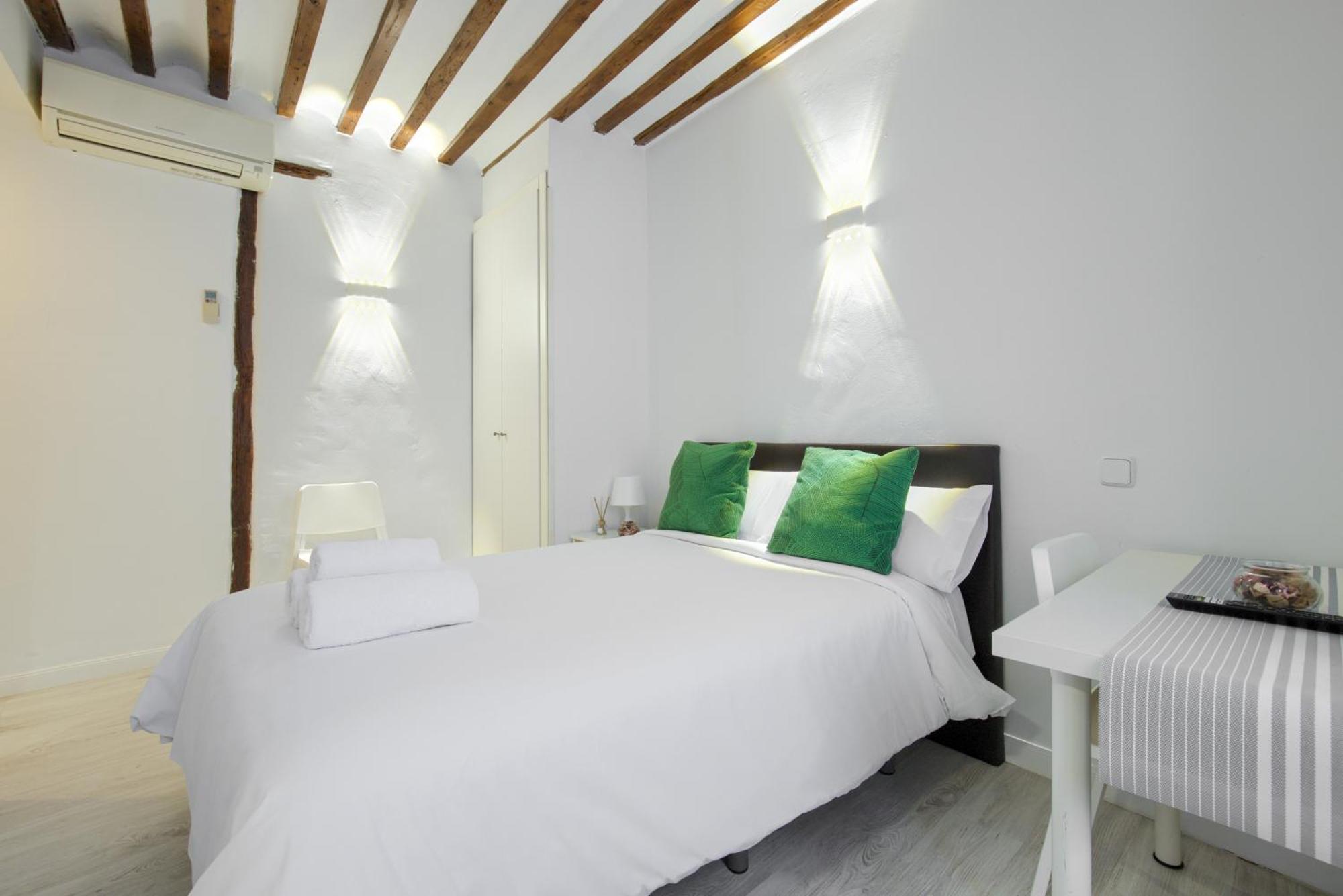 אלקאלה דה הנארס Apartamentos Ryc מראה חיצוני תמונה