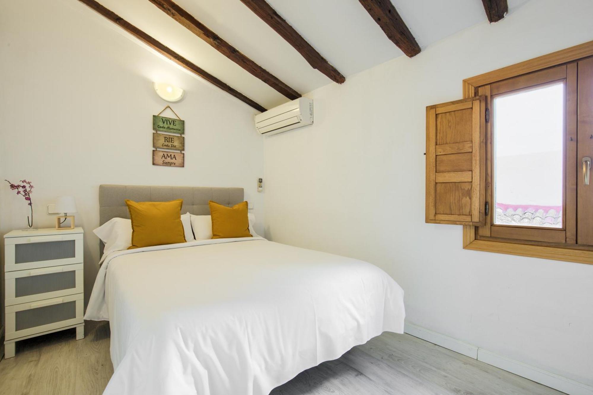 אלקאלה דה הנארס Apartamentos Ryc מראה חיצוני תמונה