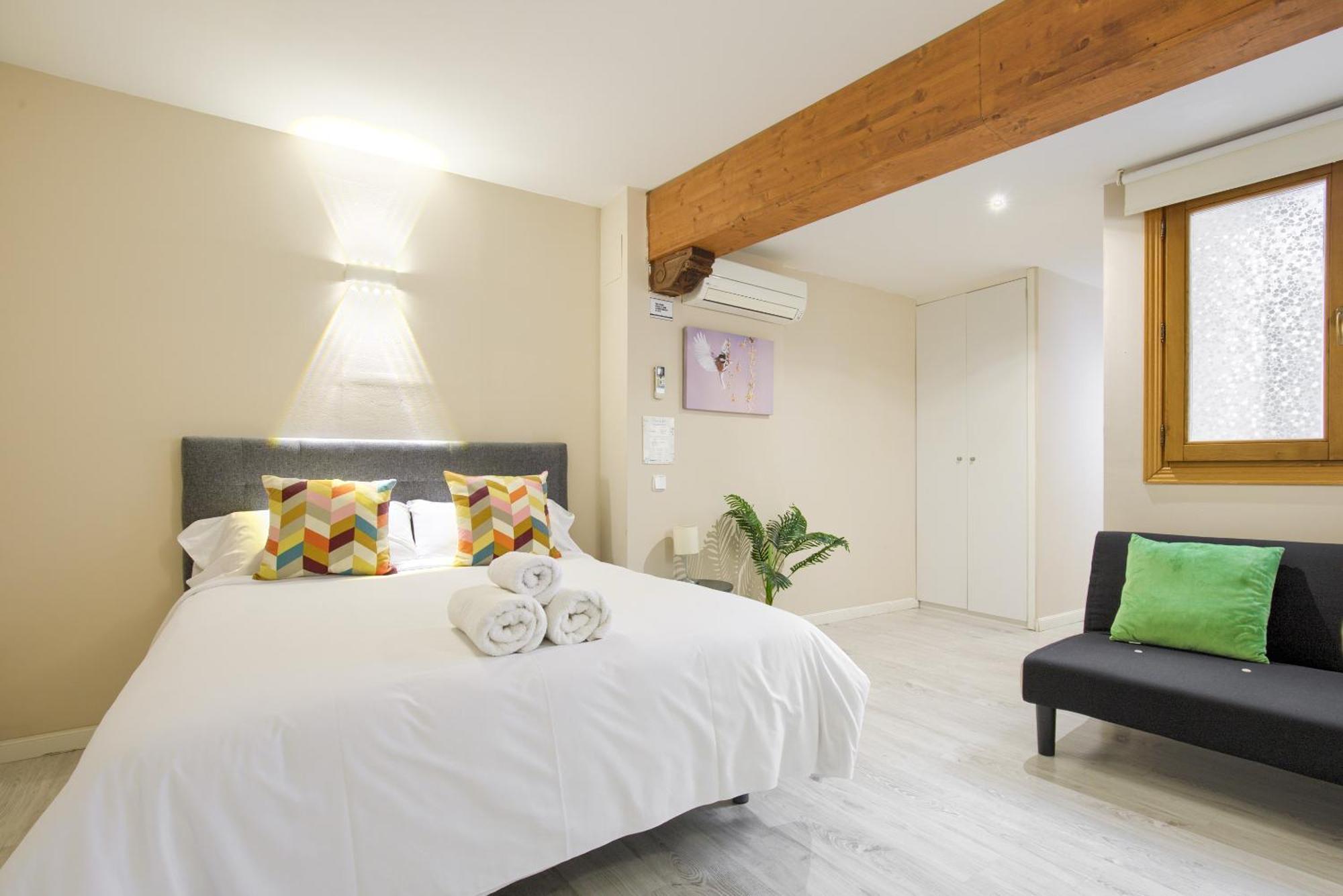 אלקאלה דה הנארס Apartamentos Ryc מראה חיצוני תמונה